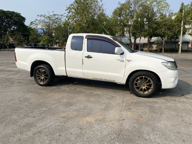 Toyota Hilux Vigo 2009 2.5 J Pickup ดีเซล ไม่ติดแก๊ส เกียร์ธรรมดา ขาว รูปที่ 4
