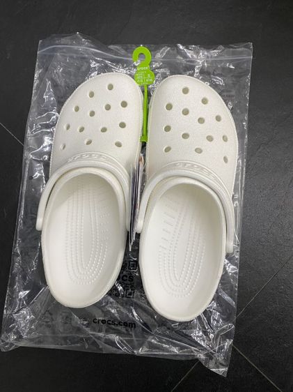 รองเท้า CROCS รูปที่ 2