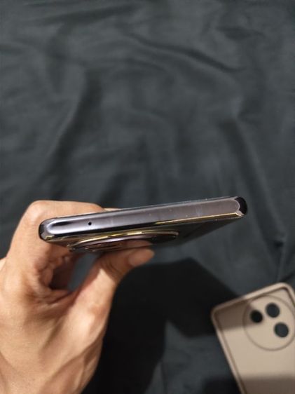 อื่นๆ 256 GB vivo v30e