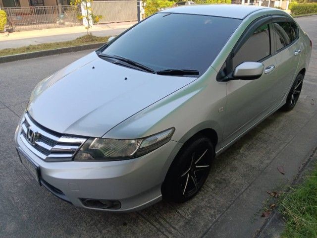 Honda City 2013 1.5 V CNG Sedan เบนซิน NGV เกียร์อัตโนมัติ บรอนซ์เงิน รูปที่ 2