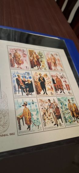 อัลบั้มแสตมป์ 4 เล่ม รูปที่ 2