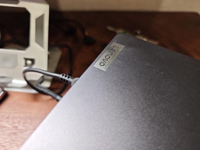 
Lenovo Yoga Pro 7i RTX 4050 6GB i7-13700H รูปที่ 8