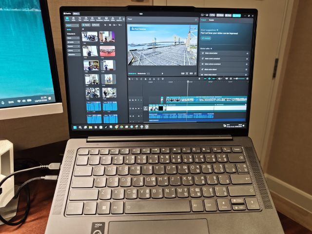 
Lenovo Yoga Pro 7i RTX 4050 6GB i7-13700H รูปที่ 2