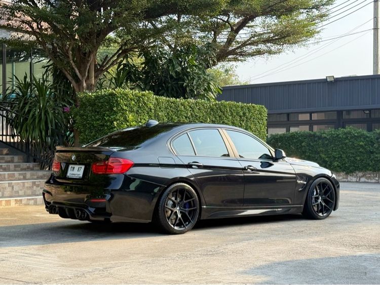 BMW Series 3 2015 320i Sedan เบนซิน ไม่ติดแก๊ส เกียร์อัตโนมัติ ดำ รูปที่ 3