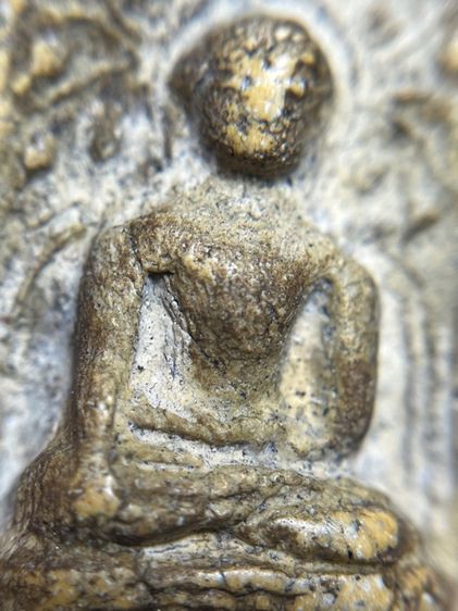 พระคงกรุเก่าเขียวคราบเหลือง รูปที่ 6