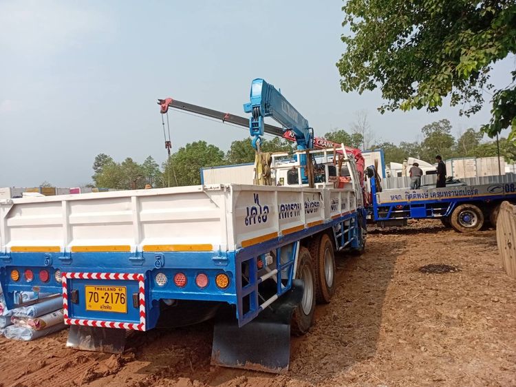 รถ10ล้อเฮี้ยบเครน6ตัน รูปที่ 2