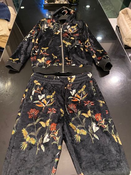 กุชชี่ การ์เดน เสื้อและกางเกง สภาพใหม่เอี่ยม  รูปที่ 3