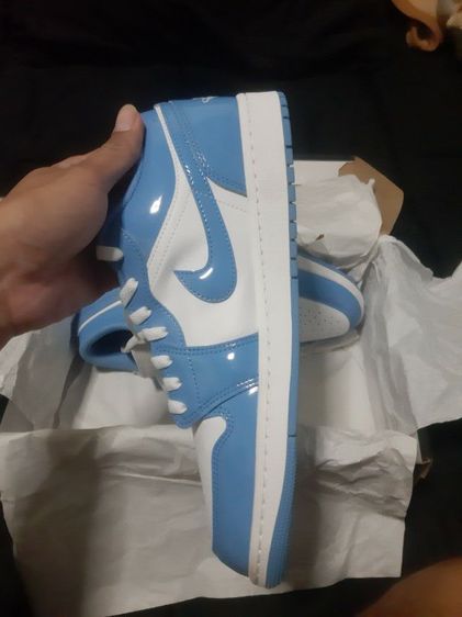 Nike air Jordan low ของแท้มือ1 ไม่เคยใช้งาน ใช้มาจากช๊อป jd sports แฟชั่นไอซ์แลนด์ รูปที่ 3