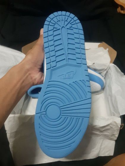 Nike air Jordan low ของแท้มือ1 ไม่เคยใช้งาน ใช้มาจากช๊อป jd sports แฟชั่นไอซ์แลนด์ รูปที่ 2