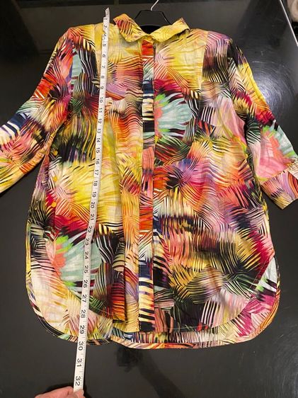 บาร์เลนเซียเอก้า เสื้อเชิ้ต เนื้อผ้าดีมากค่ะ สภาพใหม่เอี่ยม รูปที่ 6