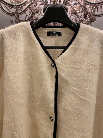 ชาแนล เสื้อโค้ทกันหนาว เนื้อผ้าขนแกะนุ่มไ สภาพใหม่เอี่ยม รูปที่ 5