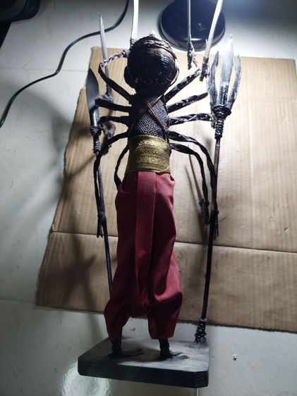 เครื่องรางหุ่นพยนต์อาจารย์ลอยอยุธยาสูง 18 นิ้ว 10 กร