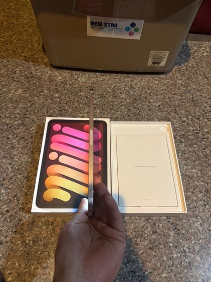 ขายiPadMini6สีใหม่หายากPink256กิ๊กWifi Celluer ใส่ซิมได้ยกกล่องอีมี่ตรงอุปกรยังไม่แกะใช้จอสวยกริปๆหายากมากๆถูกมากกกก รูปที่ 6