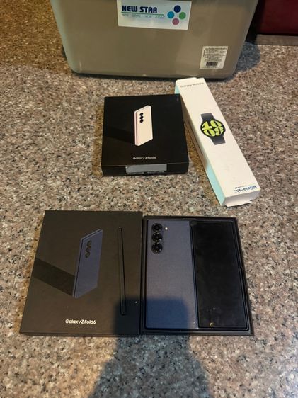 ขายSamsungFold6สีใหม่หายากน้ำเงิน256กิ๊กมีกล่องจอกางสุดจอสวยกริปหายากมากๆสวยๆใช้งานดีถูกมากกก รูปที่ 2
