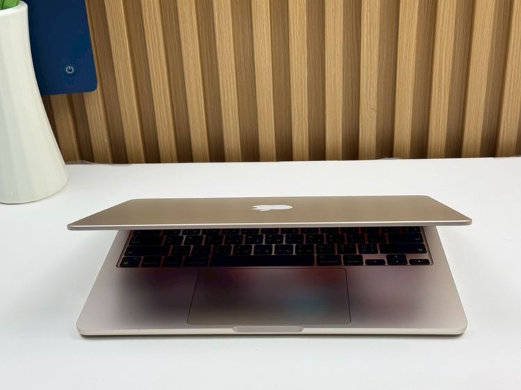 MacBook Air 13.6-inch M3 2024 Ram8GB SSD256GB Starlight  รูปที่ 6