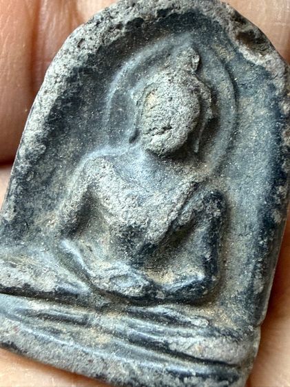 มีกูใว้ไม่จนพระซุ้มกอไม่มีกนก เนื้อเก่าๆเก็บ ผิวหิ้งเดิมๆ สภาพใช้โบราณพระเก่าๆเหมาๆบ้านๆ พระคนแก่เก่าๆเก็บ081-3330446 L.tonyabu