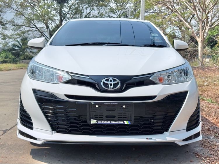 Toyota Yaris 2020 1.2 Entry Sedan เบนซิน เกียร์อัตโนมัติ ขาว รูปที่ 2