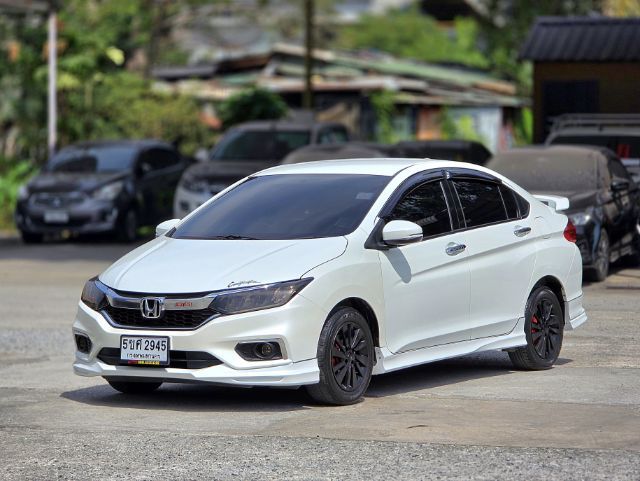 รถ Honda City 1.5 Sv Plus i-VTEC สี ขาว