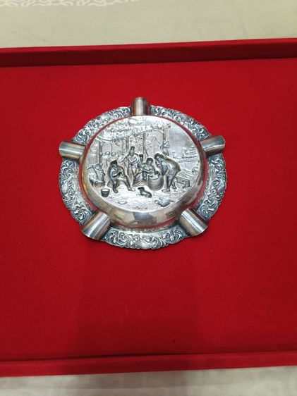 ถาดงานศิลปะเมืองนอก รูปที่ 3