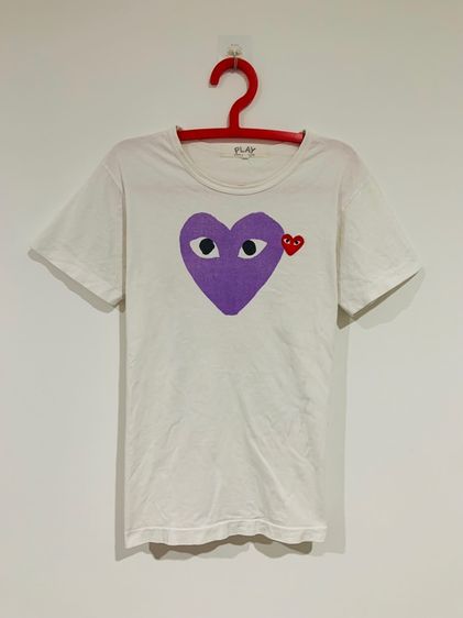 เสื้อกร้าม FRED PERRY แท้ 💯 size M วัดจริงขนาด อก 19 ยาว 26 นิ้ว สภาพดีมาก ลายสวย เนื้อผ้าดีมาก หายากน่าสะสมครับ