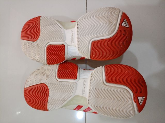 พร้อมขายและส่งมอบ...รองเท้าเทนนิสหญิง Adidas สภาพดี พื้นเต็ม ราคาไม่แพง ส่งให้ฟรี.. รูปที่ 12