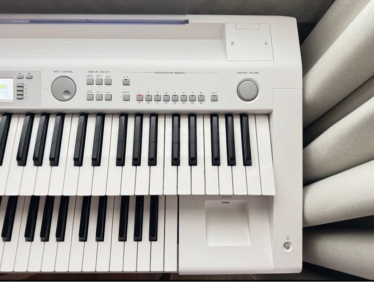 Electone รูปที่ 3