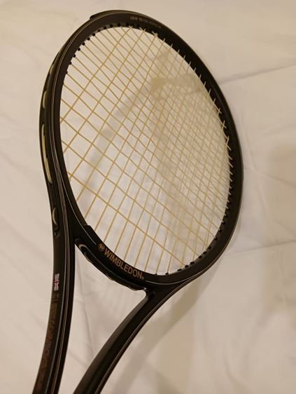 ประกาศขายไม้เทนนิส wimbledon หน้า 98 น้ำหนัก 340 กรัม สำหรับนักกีฬาที่ชอบไม้เทนนิสที่น้ำหนักเยอะ สภาพไม้ไม่แตกไม่ร้าว สภาพพร้อมใช้งาน  รูปที่ 3