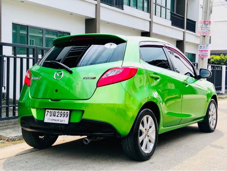 Mazda Mazda 2 2013 1.5 Sports Groove Sedan เบนซิน ไม่ติดแก๊ส เกียร์อัตโนมัติ เขียว รูปที่ 3