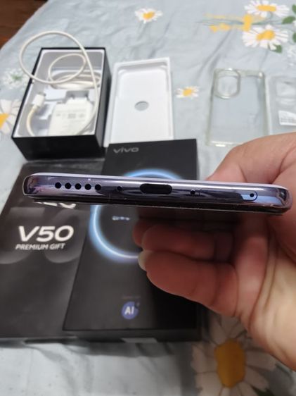 vivo v50สีม่วง256 สภาพ99.99 ไม่ติดล็อกเครื่องประกันถึงเมษา รูปที่ 2
