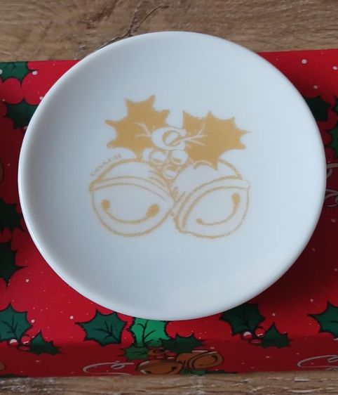 จานลายคริสต์มาส COACH ชุด 3 ใบ รูปที่ 3
