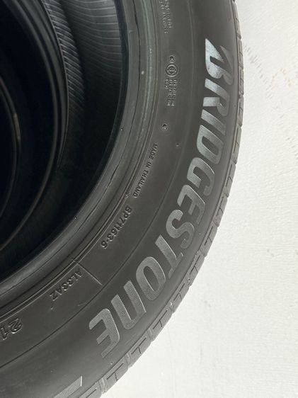 ยางสวย 215 60 17 บริสโตน HL33 รูปที่ 4