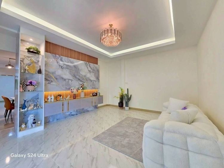 ตกแต่งครบ ใช่ หมู่บ้านเคหะธานี4 รามคำแหง ซ.ราษฎร์พัฒนา 5 รูปที่ 3