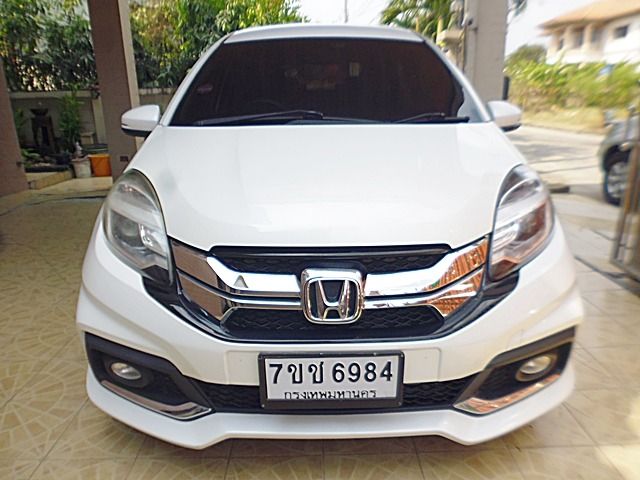 Honda Mobilio 2015 1.5 RS Utility-car เบนซิน ไม่ติดแก๊ส เกียร์อัตโนมัติ ขาว รูปที่ 2