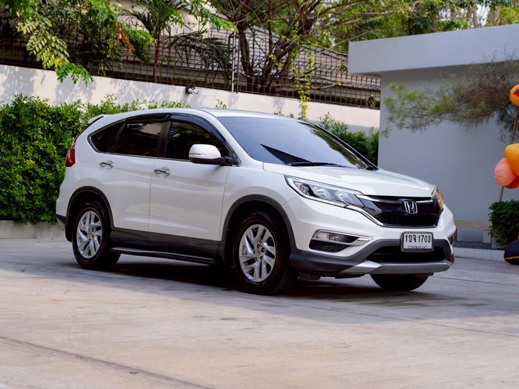 รถ Honda CR-V 2.0 E 4WD สี ขาว