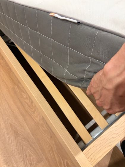 เตียง ที่นอน ตามสภาพ ของอีเกีย  ทั้งชุดตามรูป  รูปที่ 7