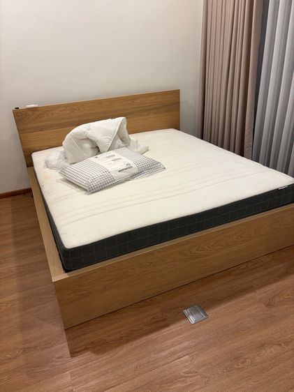 เตียง ที่นอน ตามสภาพ ของอีเกีย  ทั้งชุดตามรูป  รูปที่ 8