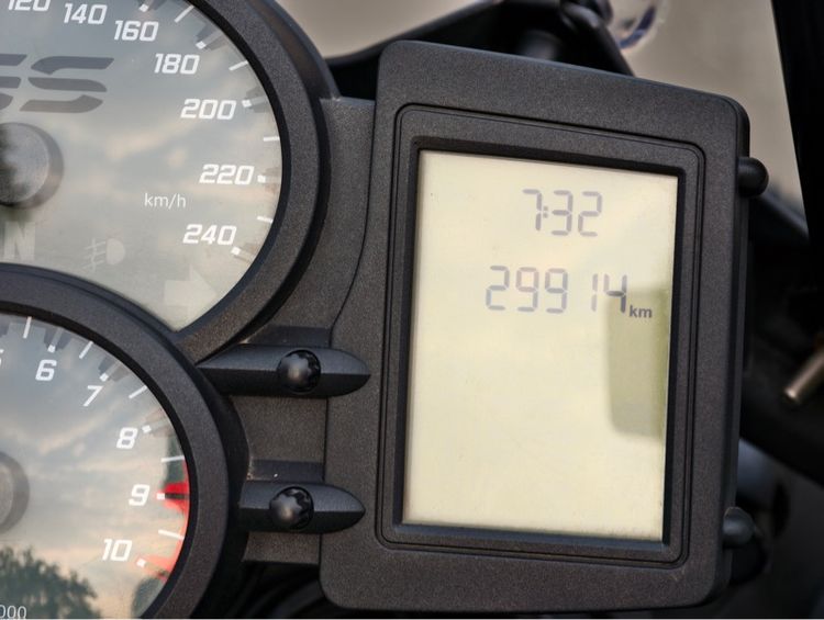 F800GSA ถังน้ำมันใหญ่ รูปที่ 18