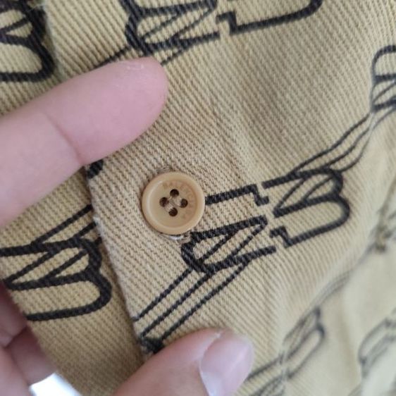 เสื้อเชิ๊ตคอปกแขนยาว size L มือสองขายตามสภาพ รูปที่ 7