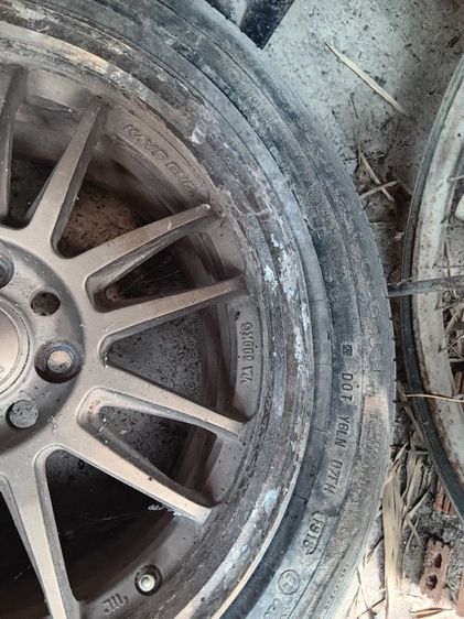 ตรงปกตามรูปครับ รูปที่ 2