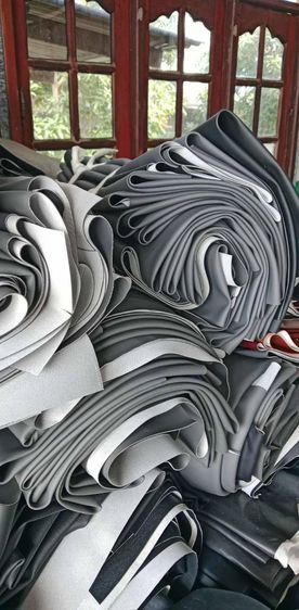 หนังพีวีซีหุ้มเบาะรถ กิโล 18 บาท รูปที่ 3