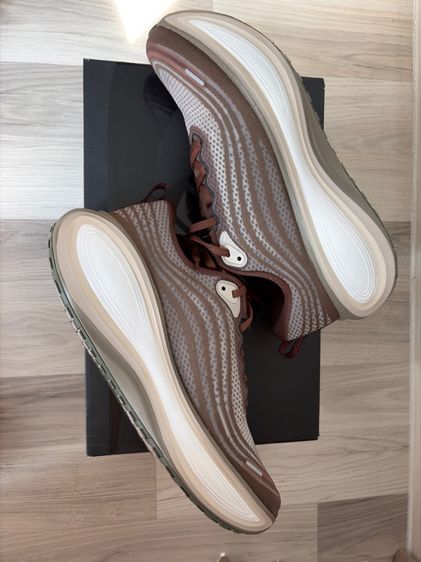 รองเท้า Nike Vomero Plus 10.5 US รูปที่ 6