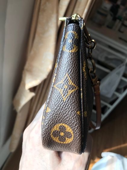 Louis Vuitton แท้ สภาพดี ใช้น้อย รูปที่ 16