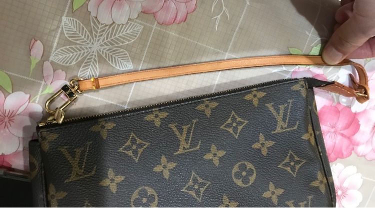 Louis Vuitton แท้ สภาพดี ใช้น้อย รูปที่ 10