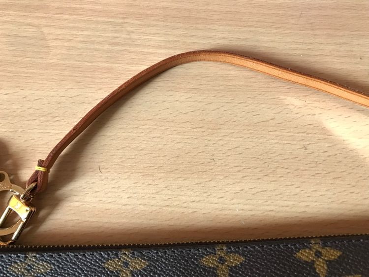 Louis Vuitton แท้ สภาพดี ใช้น้อย รูปที่ 18