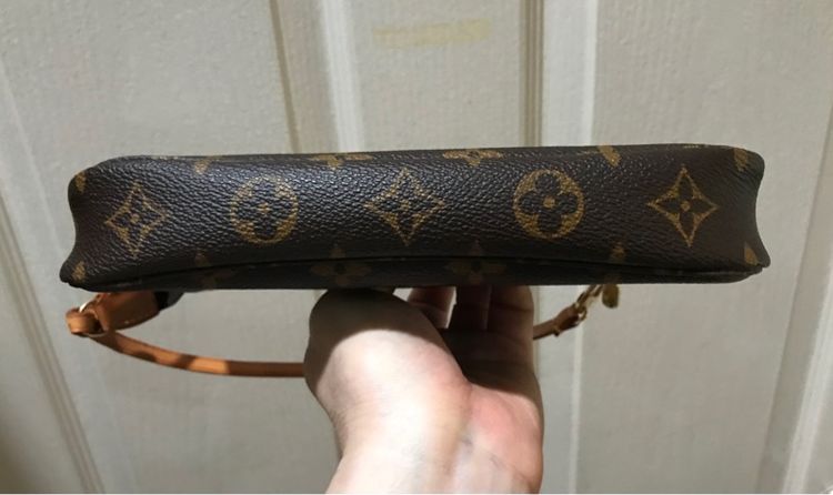 Louis Vuitton แท้ สภาพดี ใช้น้อย รูปที่ 5