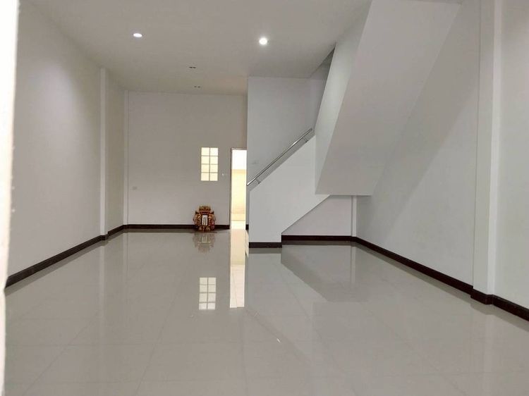 อื่นๆ มีบางส่วน 2016 ขายทาวน์เฮ้าส์สองชั้นบูรพาแลนด์หนองค้อ รูปที่ 3