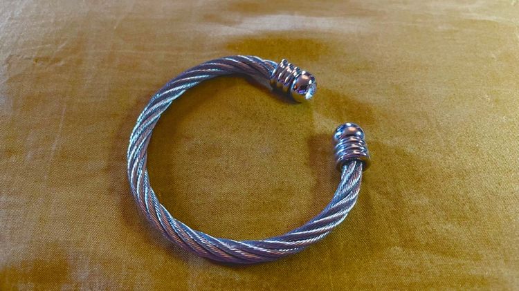 กำไลข้อมือ รูปที่ 4