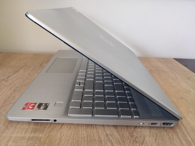 HP 15s AMD Ryzen5 3500 จอ15.6" เครื่องสวยน้ำหนักเบาพร้อมใช้ รูปที่ 7
