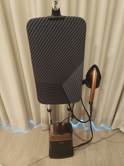 ชื่อผลิตภัณฑ์์: ทีฟาลว์ เตารีดไอน้ำแรงดันสูง (Tefal Vertical Steam Pressure Iron)
​ รูปที่ 4