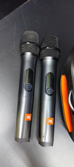 JBL PartyBox On-The-Go พร้อมไมค์ไร้สายคู่ แท้ เสียงแน่น ปาร์ตี้ครบชุด รูปที่ 9